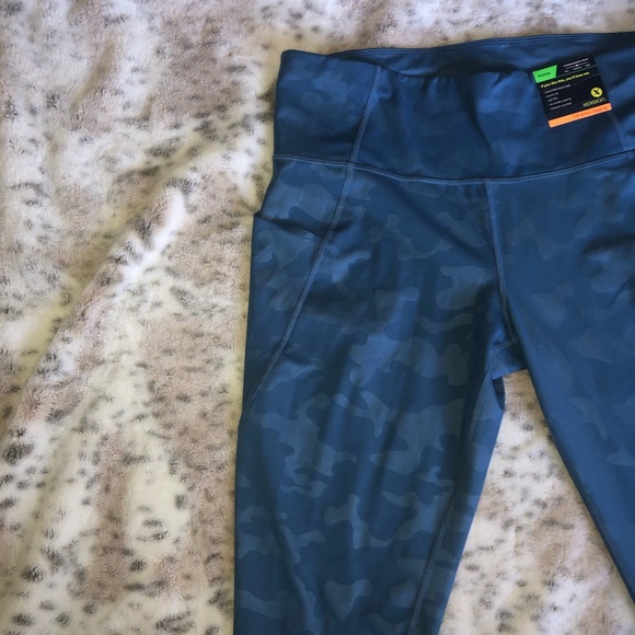 NWT- Xersion Ankle Leggings Plus - Picture 6 of 9